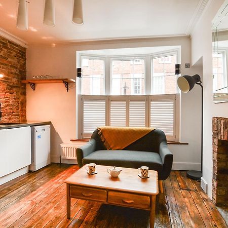 The Location- 1 Free Private Parking Space - 60 Second Walk 2 Minster! York Exteriér fotografie